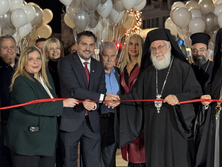 Εγκαινιάστηκε η νέα πλατεία των Αγίων Αναργύρων την Κυριακή 7 Δεκεμβρίου 2025
